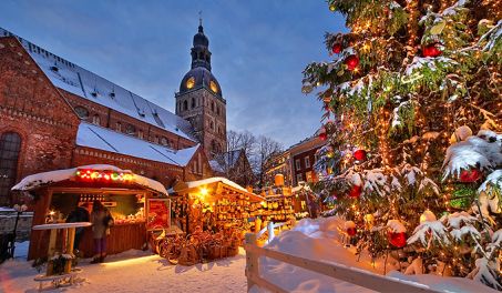 Iededzot Rīgas galveno egli, atklās Ziemassvētku tirdziņu Doma laukumā