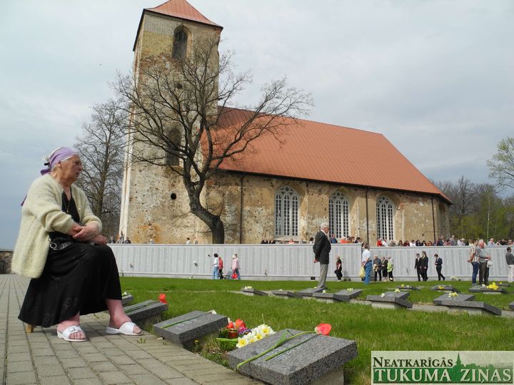 II Pasaules kara upuru piemiņas diena Lestenē /FOTO/
