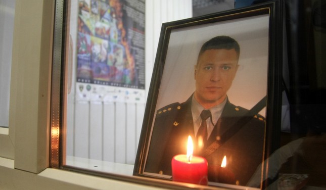 Izmaksās kompensāciju Jēkabpils apšaudē bojā gājušā policista tuviniecēm