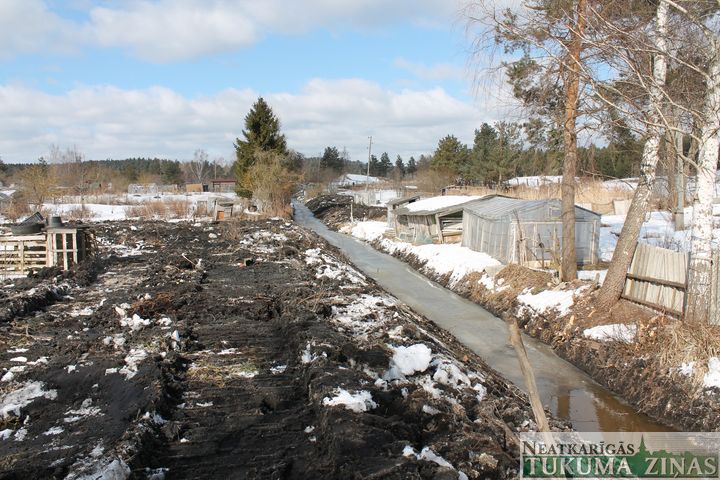Laustiķa mazdārziņos sāks rakt grāvjus