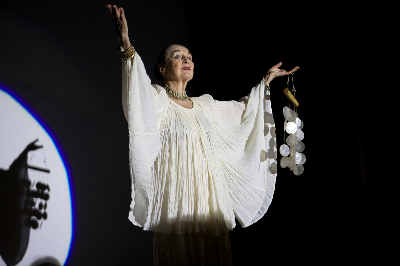 Latvijā ierodas deju māksliniece Vija Vētra