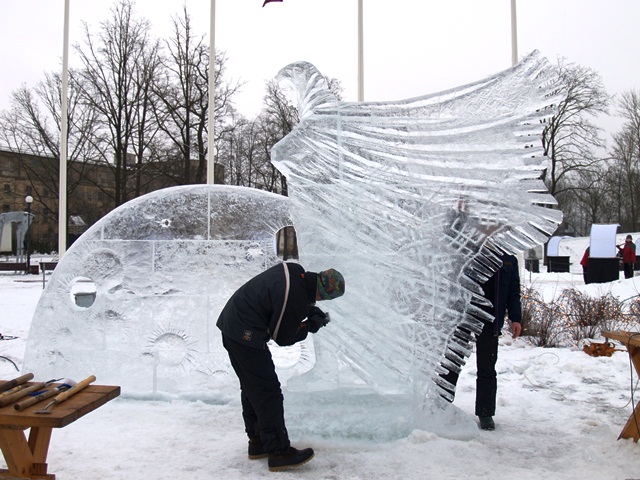 Ledus skulptūru parks jau gaida apmeklētājus /FOTO/