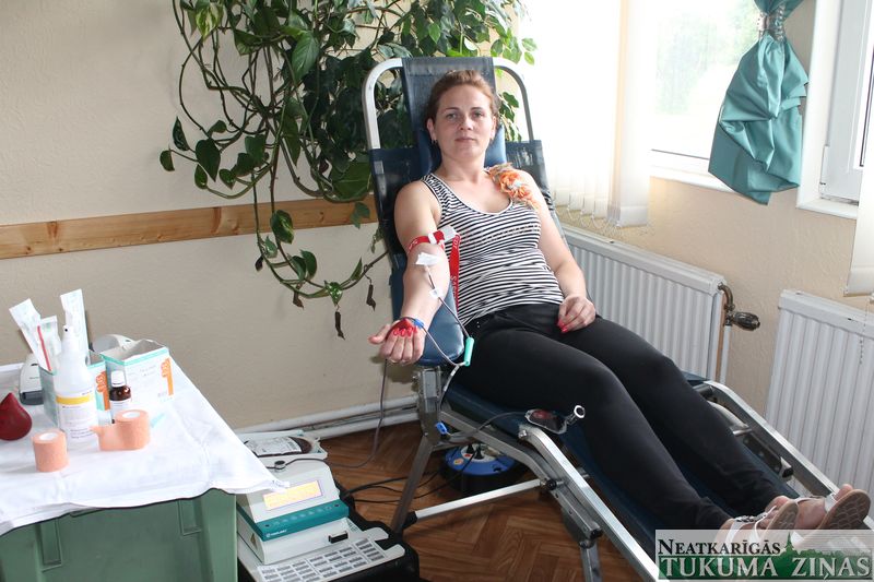 Pirmssvētku ziedojums